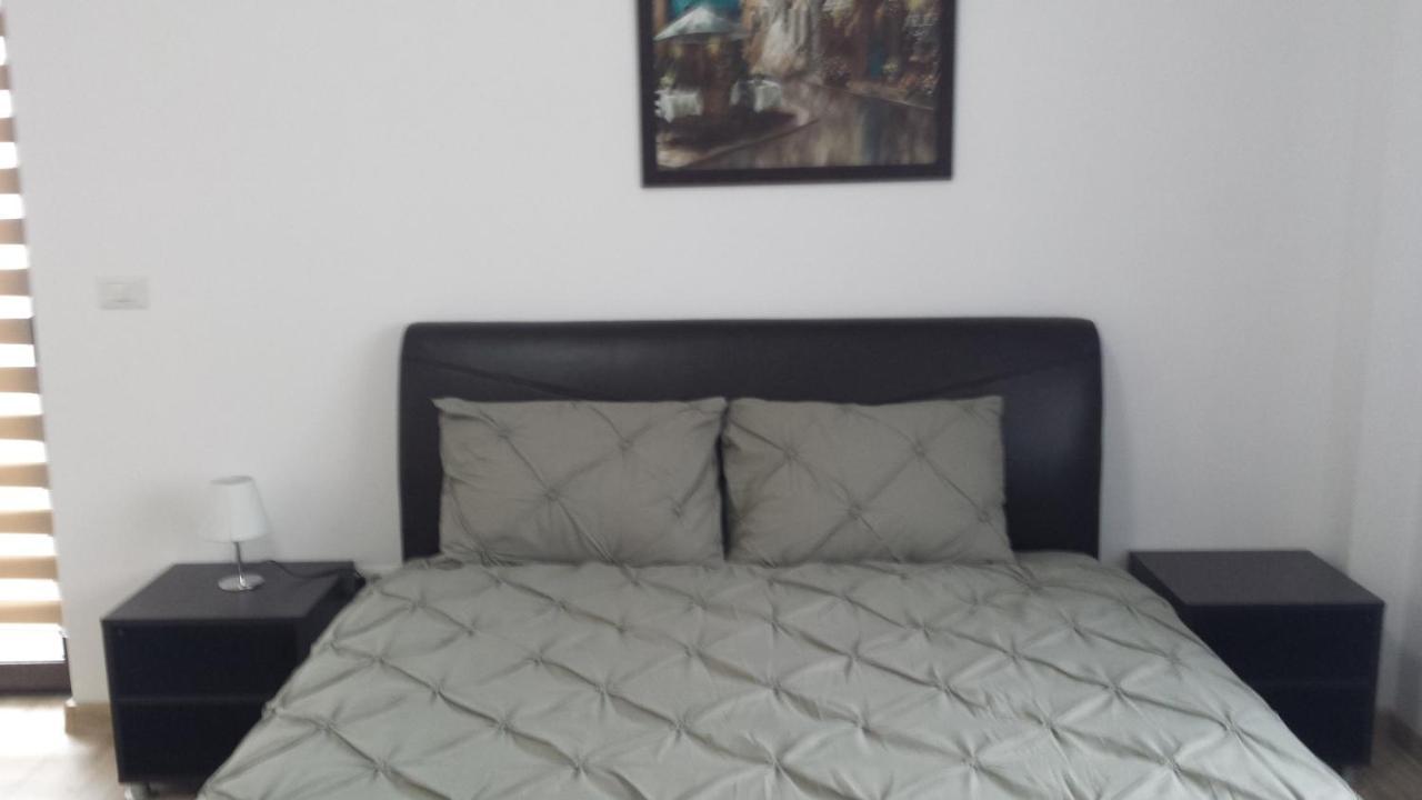 Apartament Mario Rădăuţi Екстериор снимка
